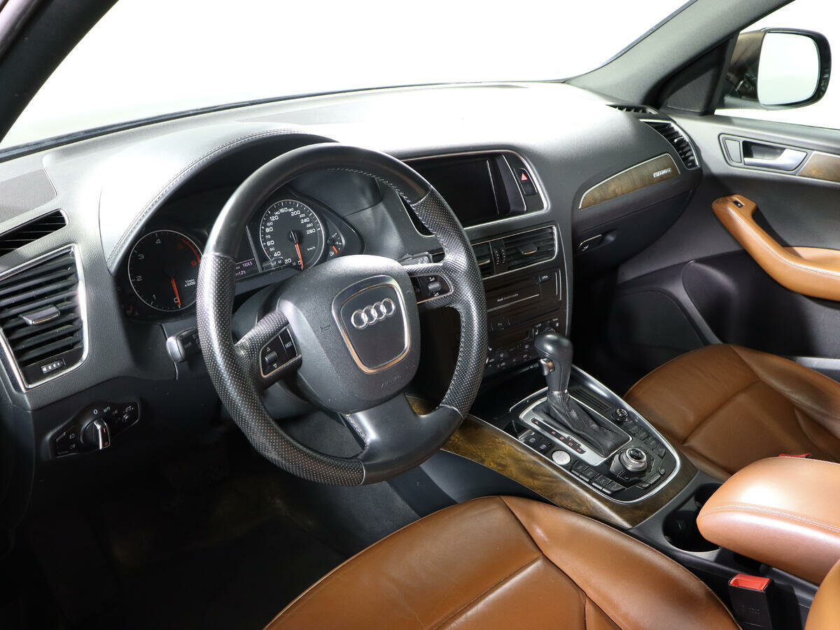 Audi Q5, 2011