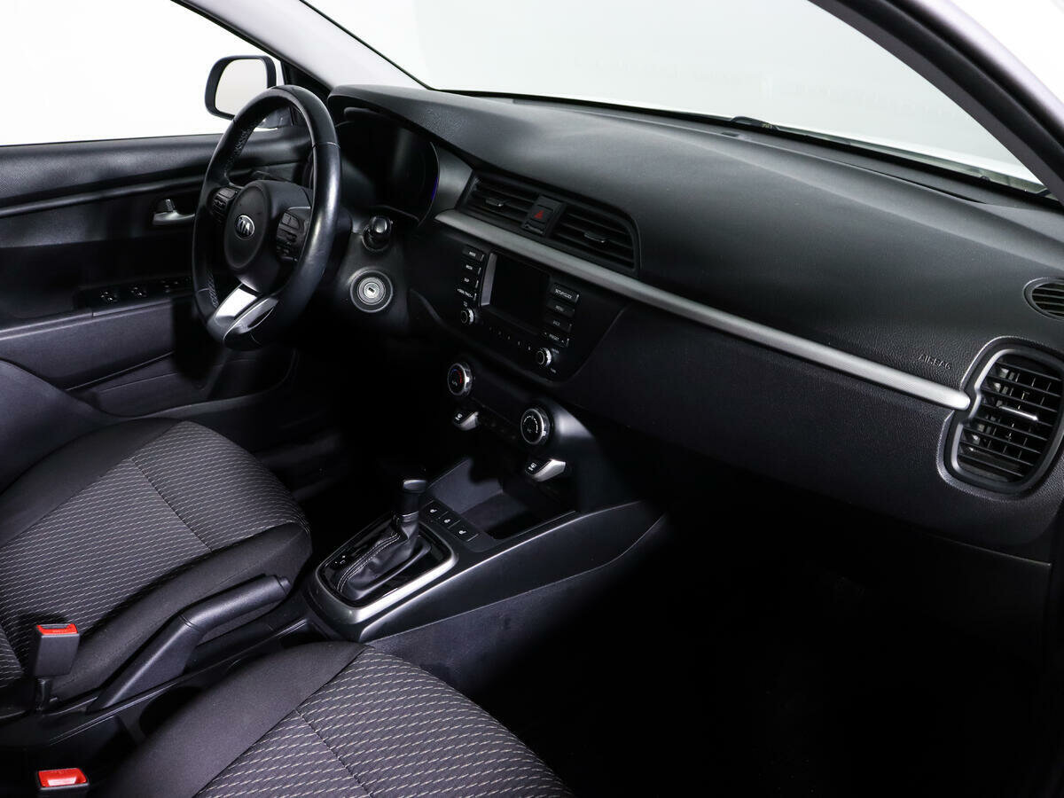 Kia Rio X-Line, 2018