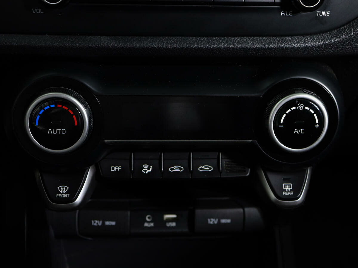 Kia Rio X-Line, 2018