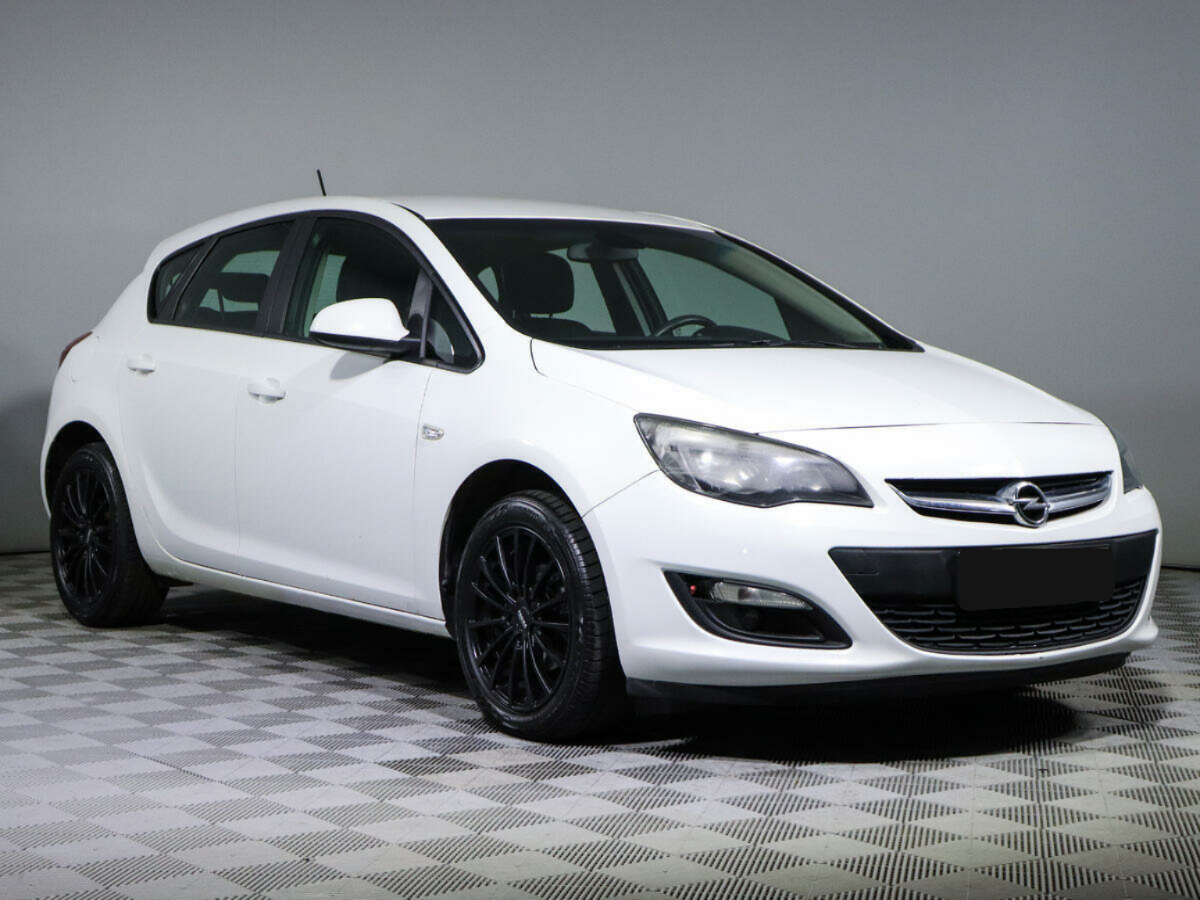 Opel Astra, 2012