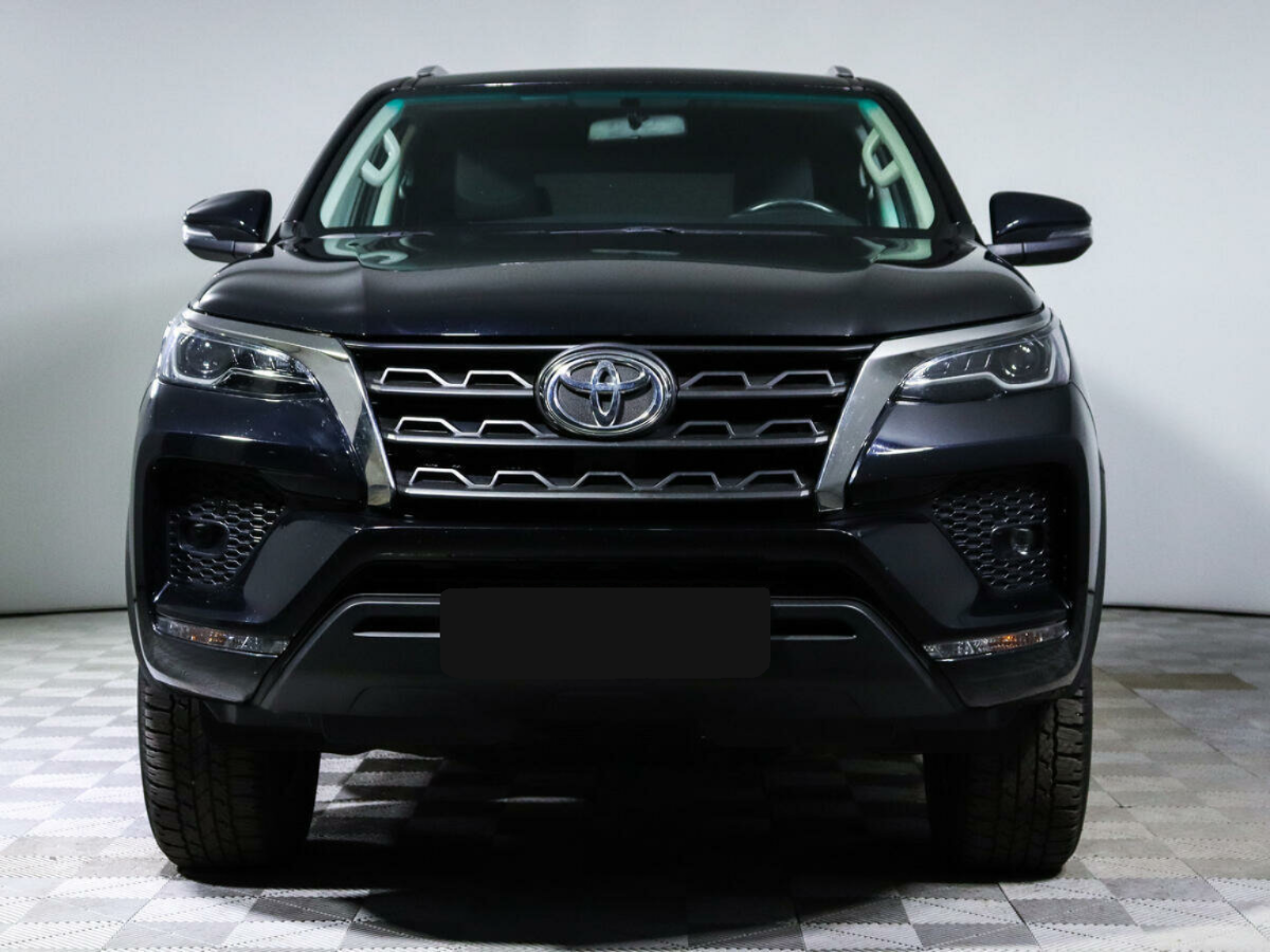 Toyota Fortuner, 2021
