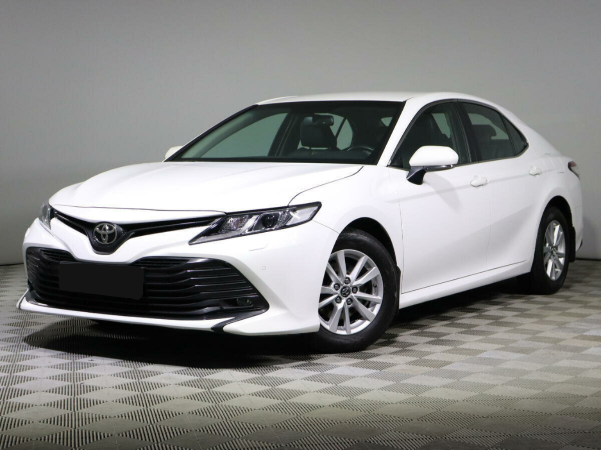 Toyota Camry, 2018