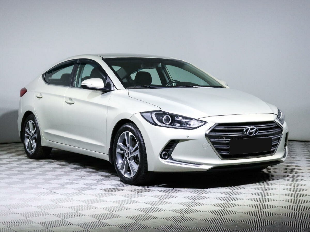 Hyundai Elantra, 2018