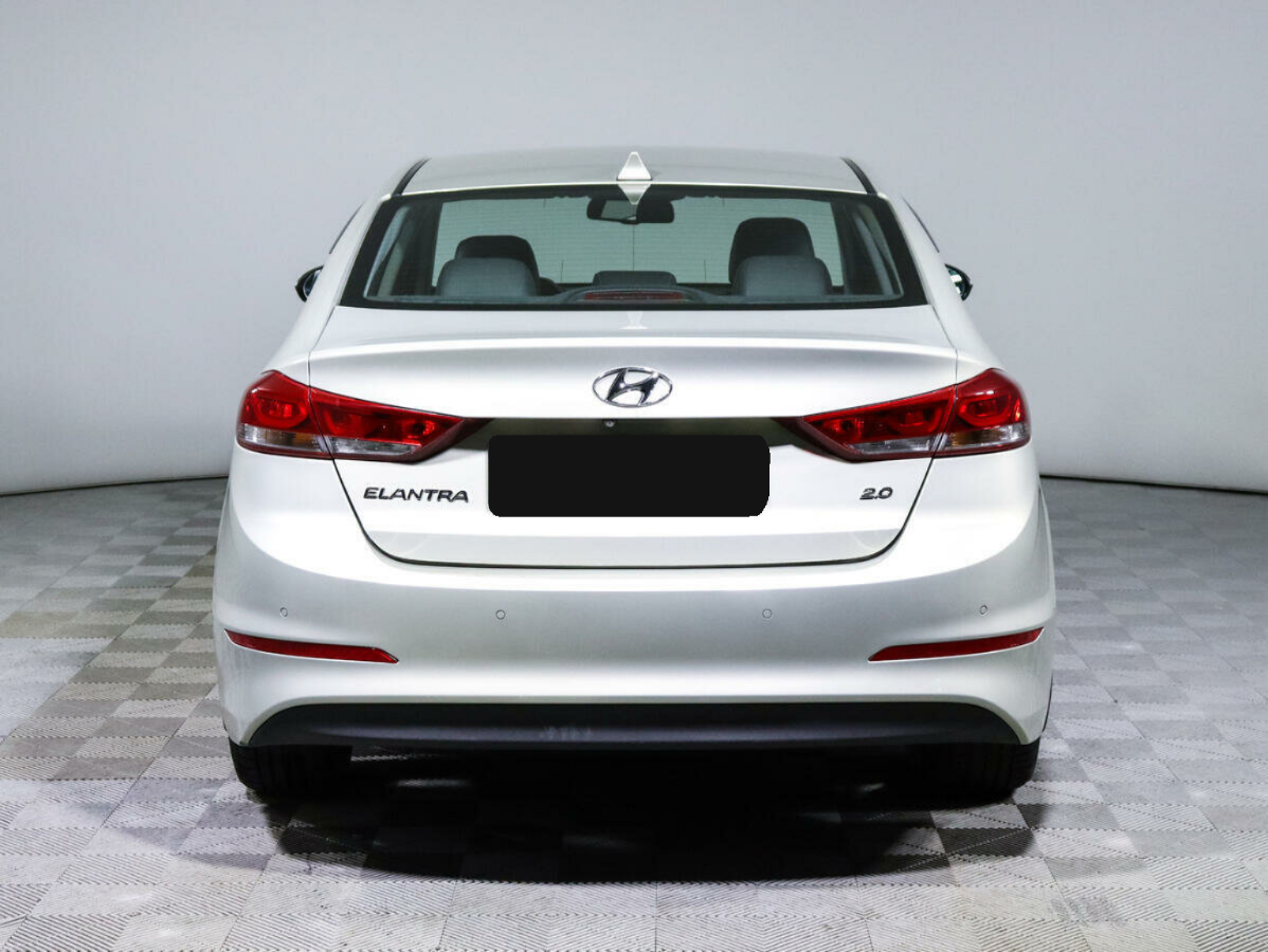 Hyundai Elantra, 2018