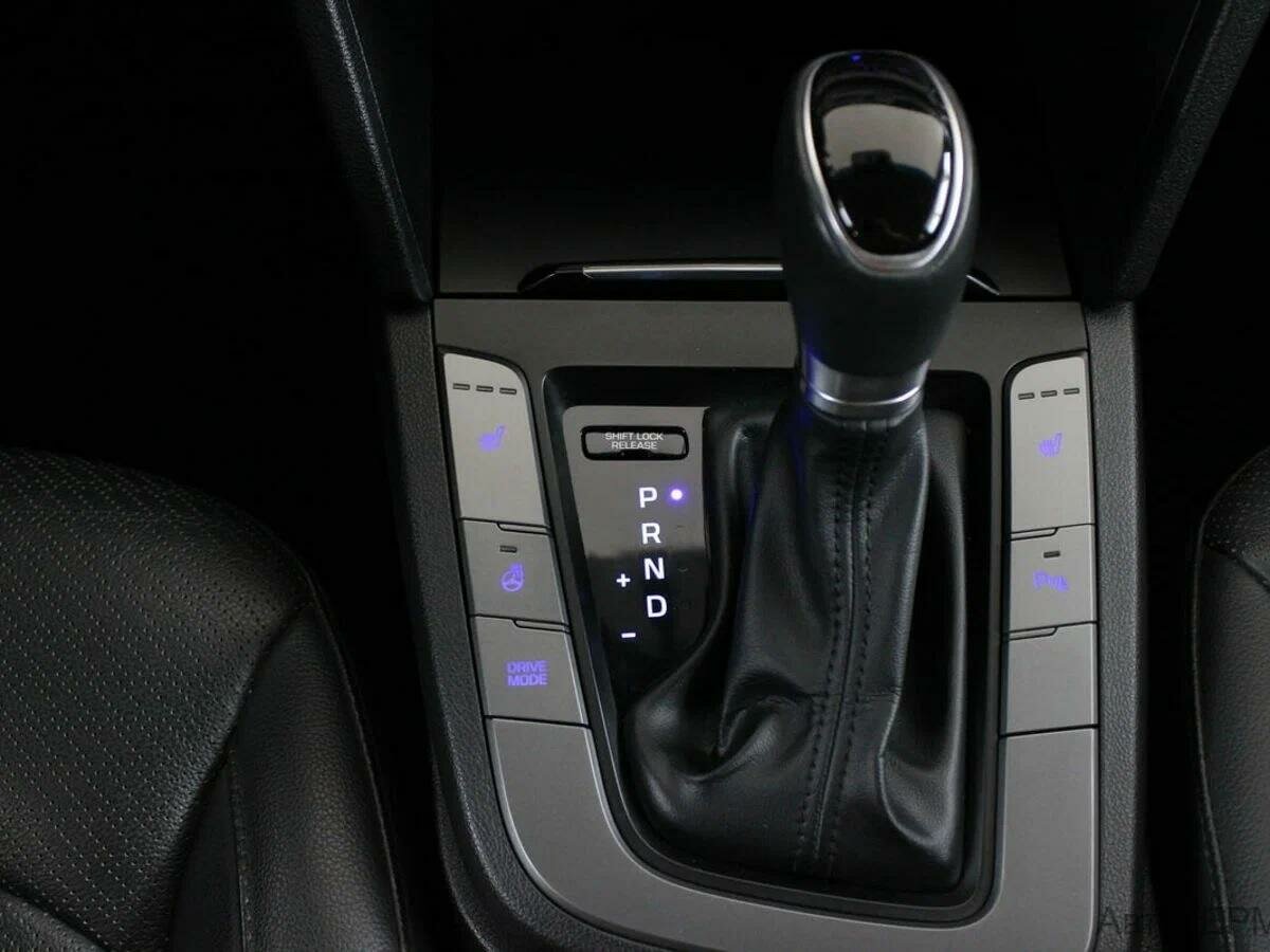 Hyundai Elantra, 2018