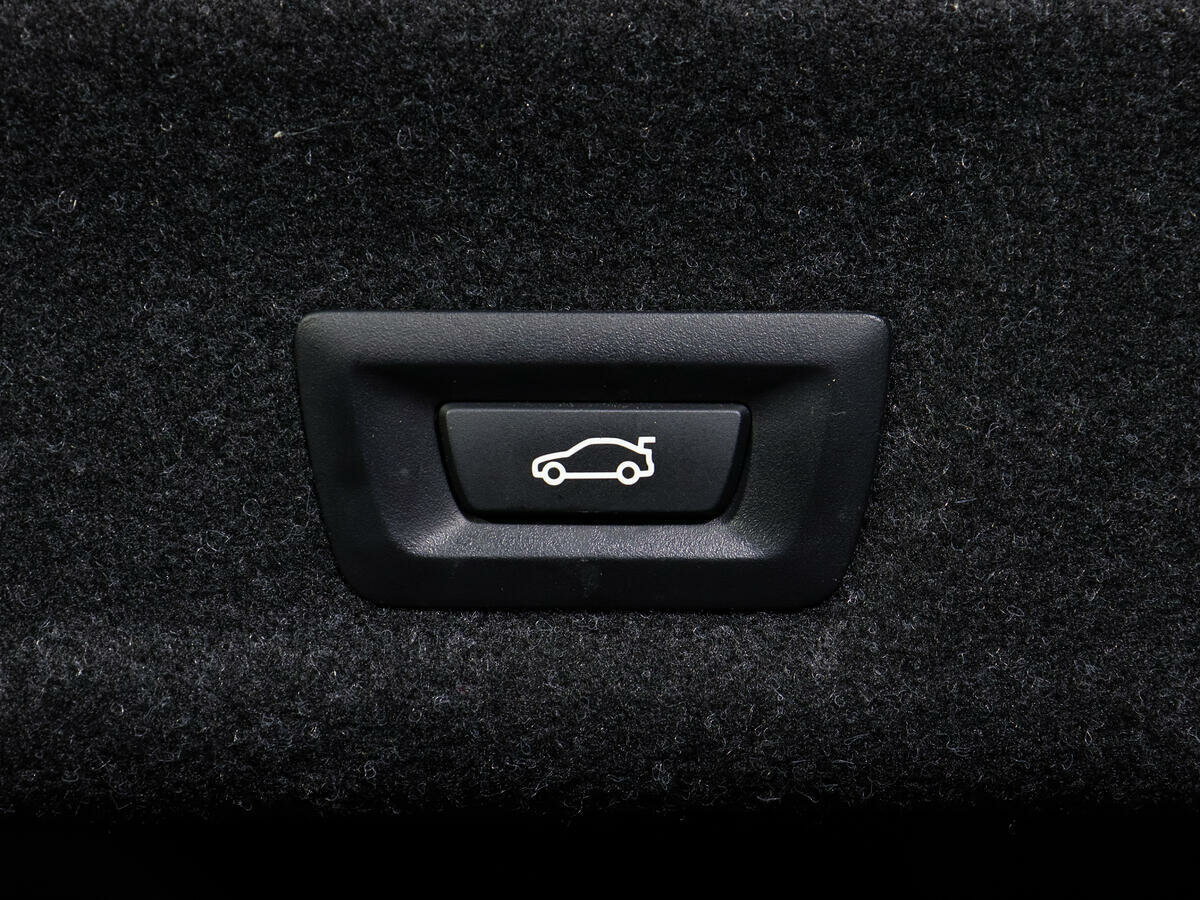 BMW 3 серии 320i xDrive, 2020