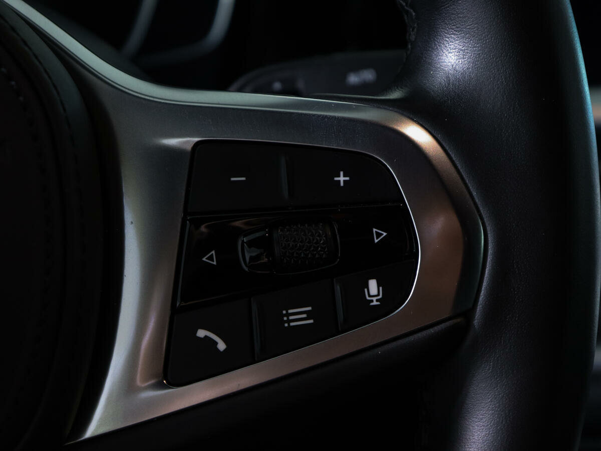 BMW 3 серии 320i xDrive, 2020