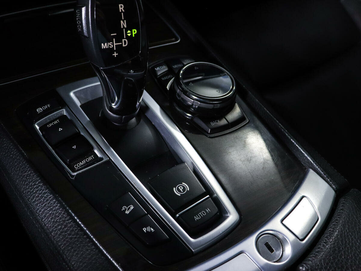 BMW 7 серии Long 740Li xDrive, 2013