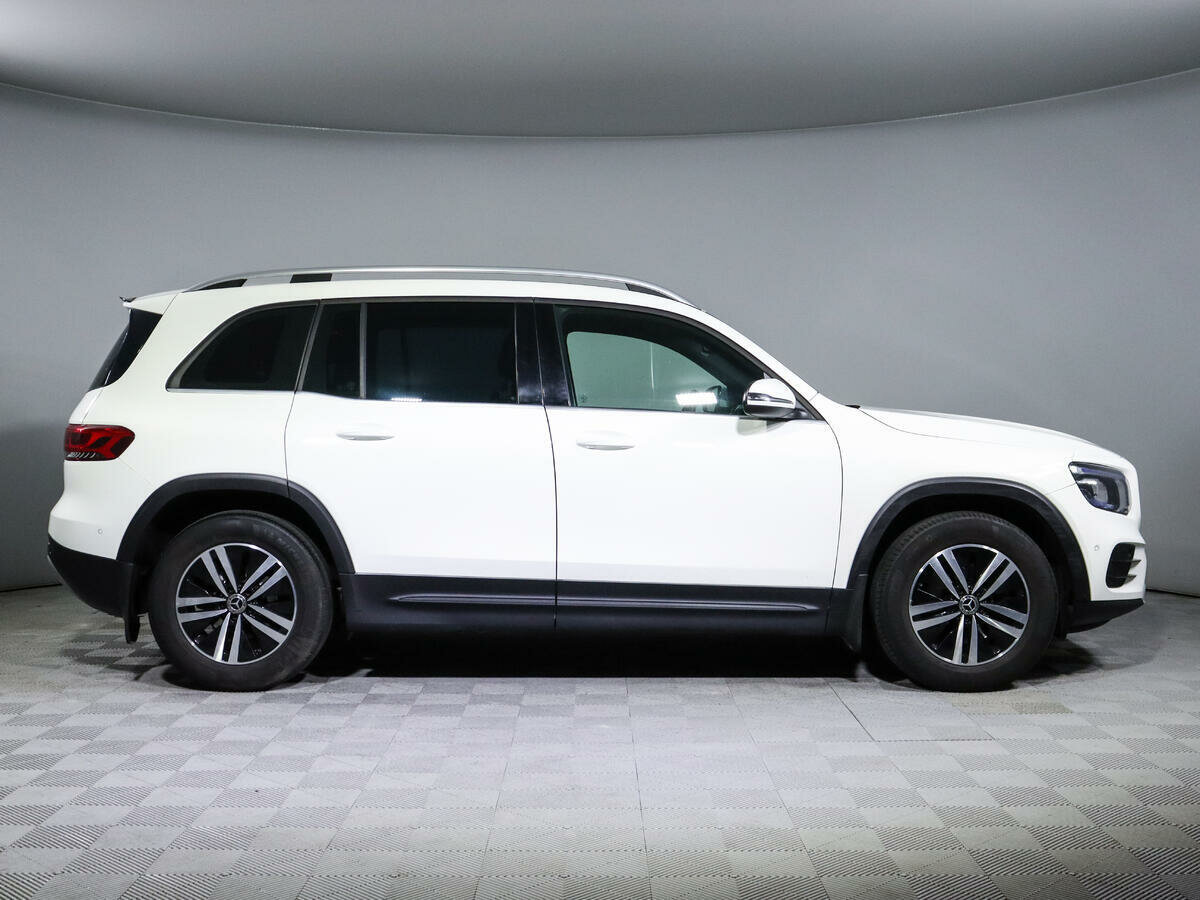 Mercedes-Benz GLB 200, 2021