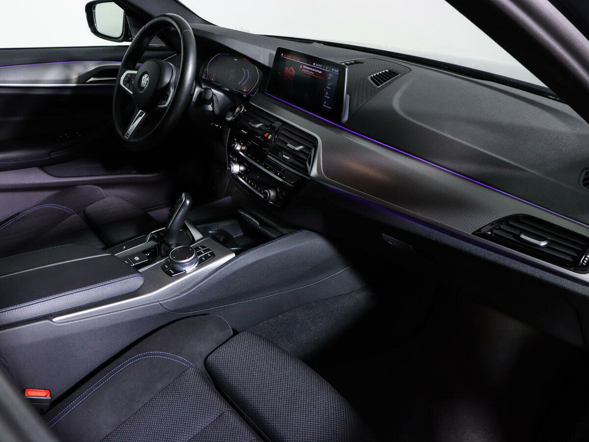 BMW 5 серии 530i xDrive, 2020