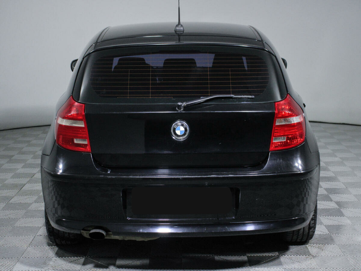 BMW 1 серии 116i, 2010