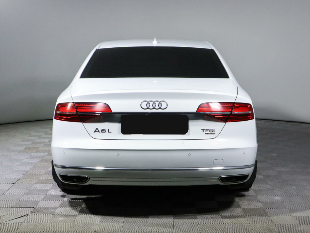 Audi A8 Long, 2015
