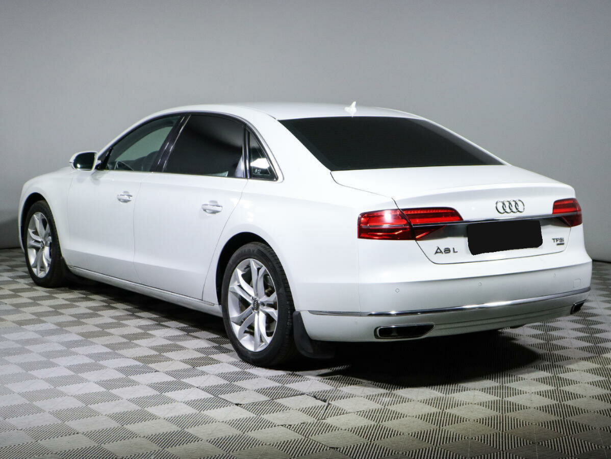 Audi A8 Long, 2015