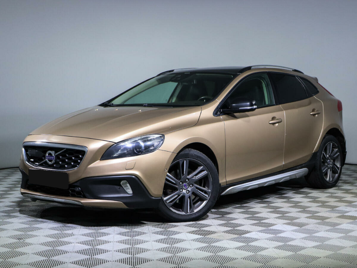 Volvo V40 Cross Country, 2013