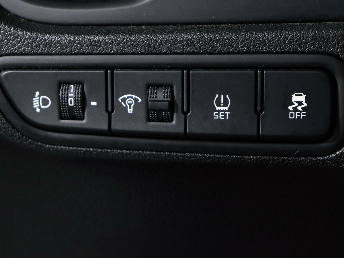 Kia Rio X-Line, 2019