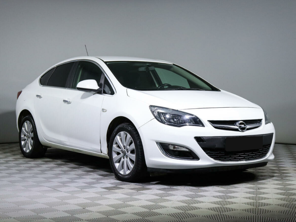 Opel Astra, 2013