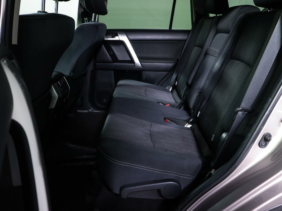 Toyota Land Cruiser Prado Arctic Trucks AT38, 2019