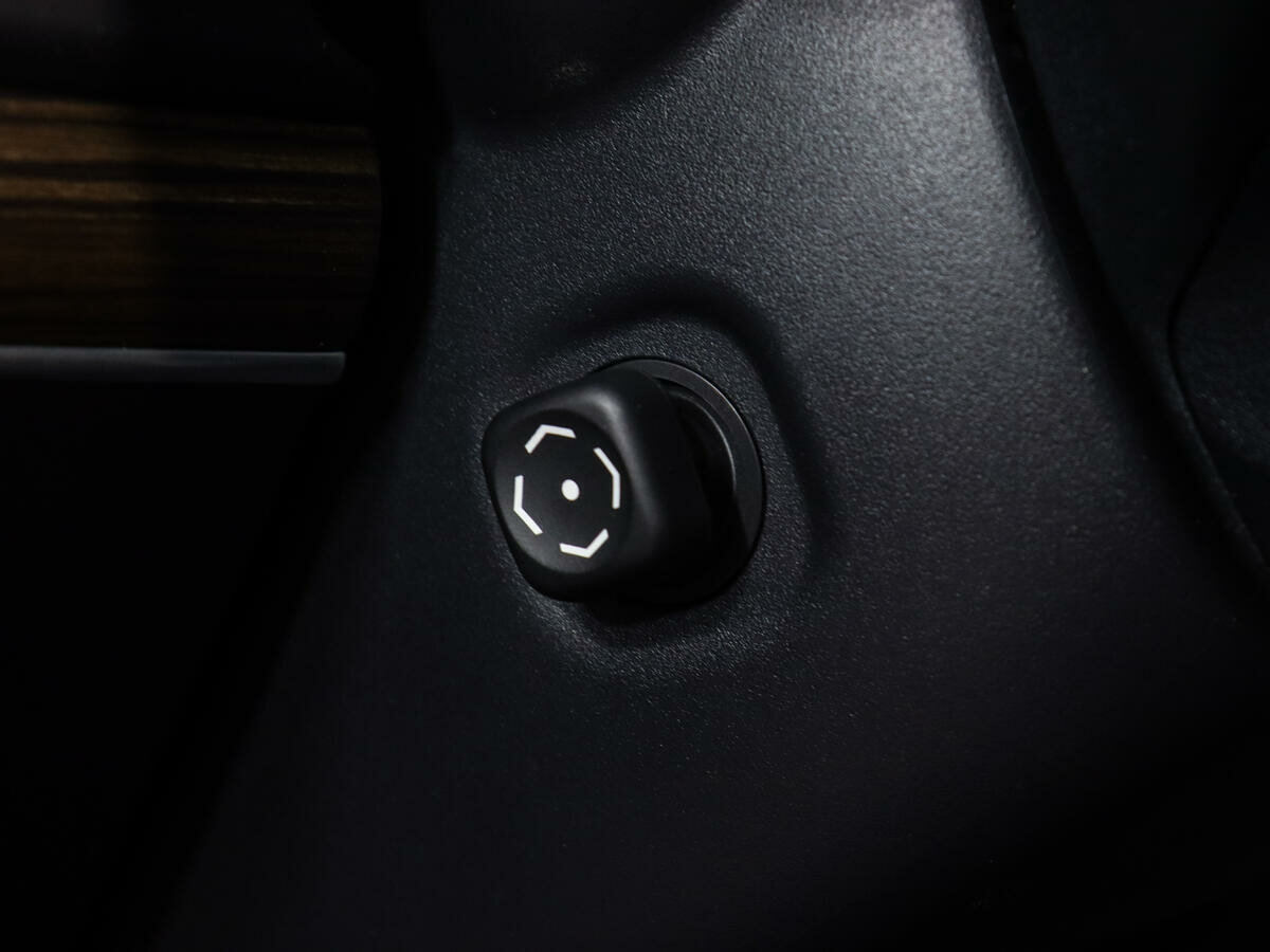 Toyota Land Cruiser Prado Arctic Trucks AT38, 2019