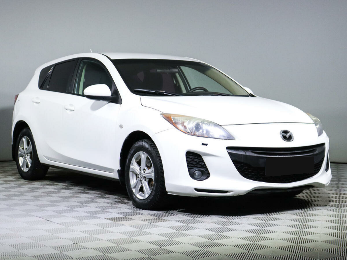 Mazda 3, 2012