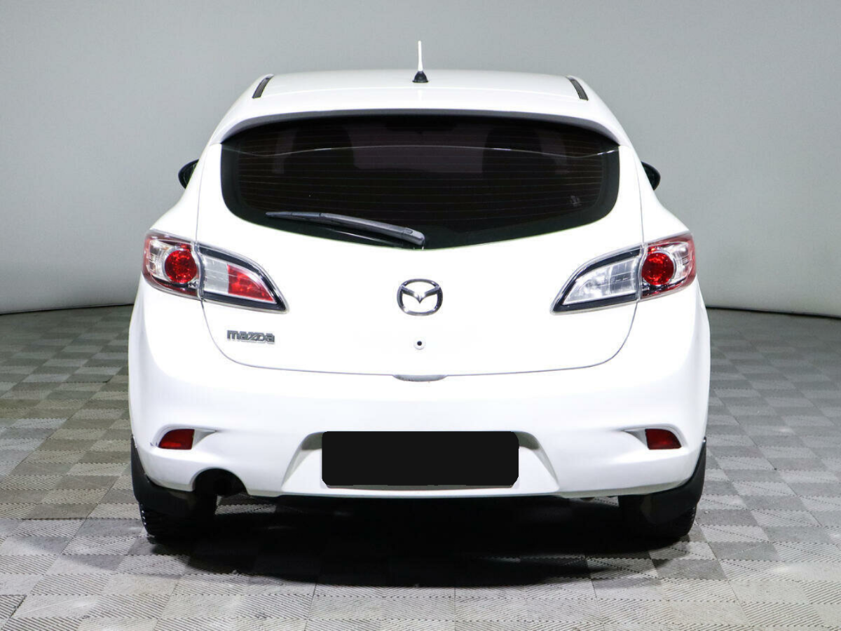 Mazda 3, 2012