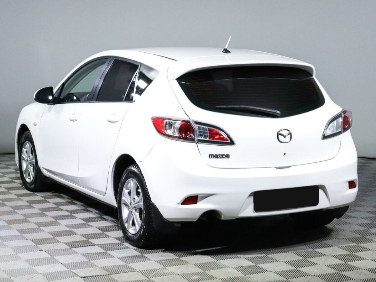 Mazda 3, 2012