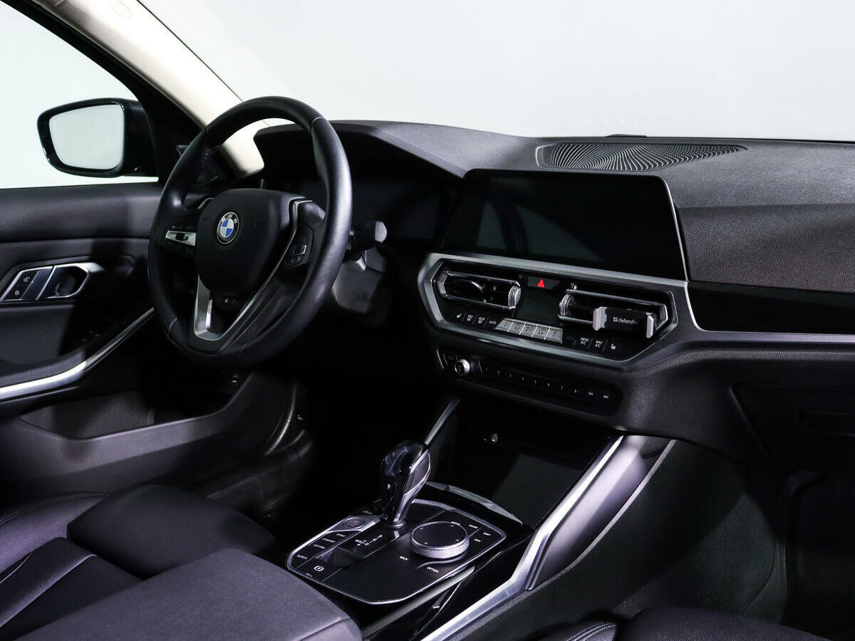 BMW 3 серии 320i, 2021