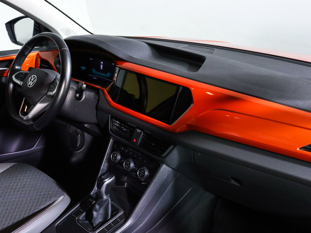 Volkswagen Taos, 2021