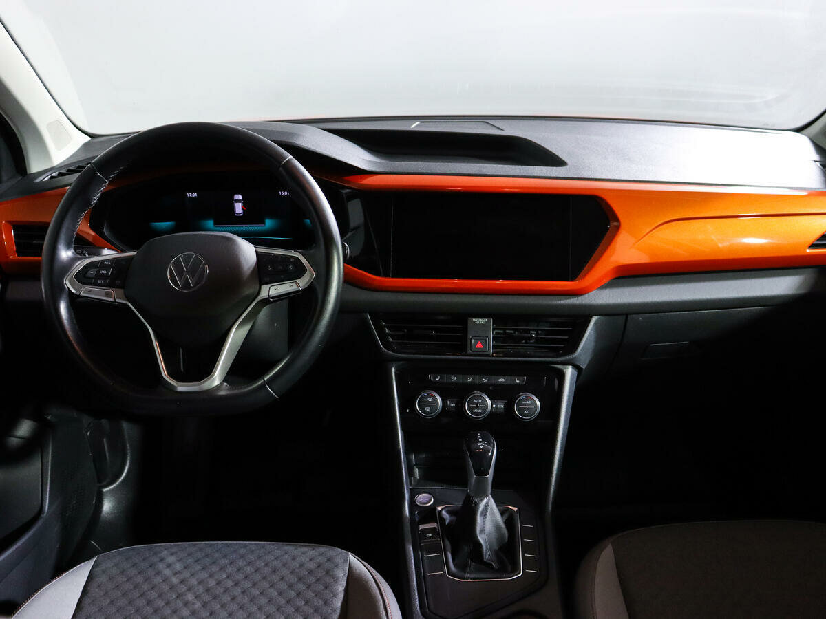 Volkswagen Taos, 2021