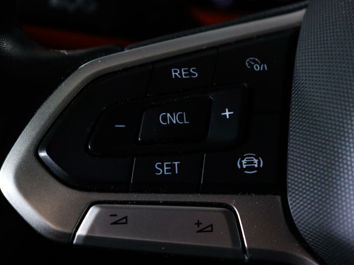 Volkswagen Taos, 2021