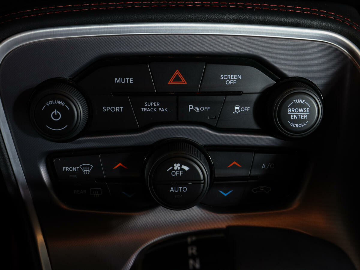 Dodge Challenger R__T, 2020