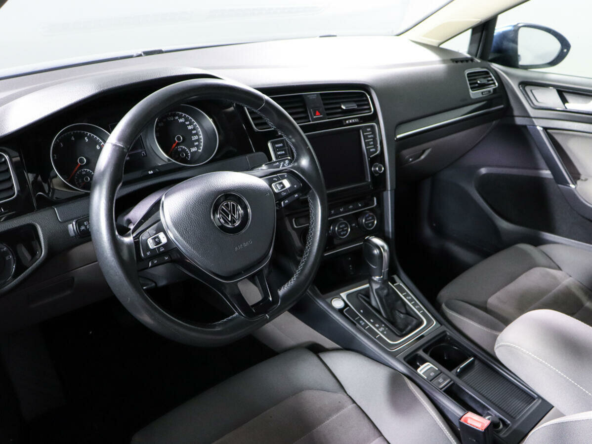 Volkswagen Golf, 2013