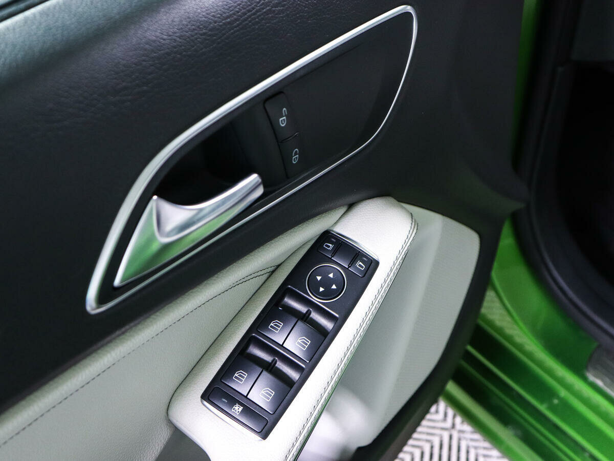 Mercedes-Benz A-Класс 180, 2015