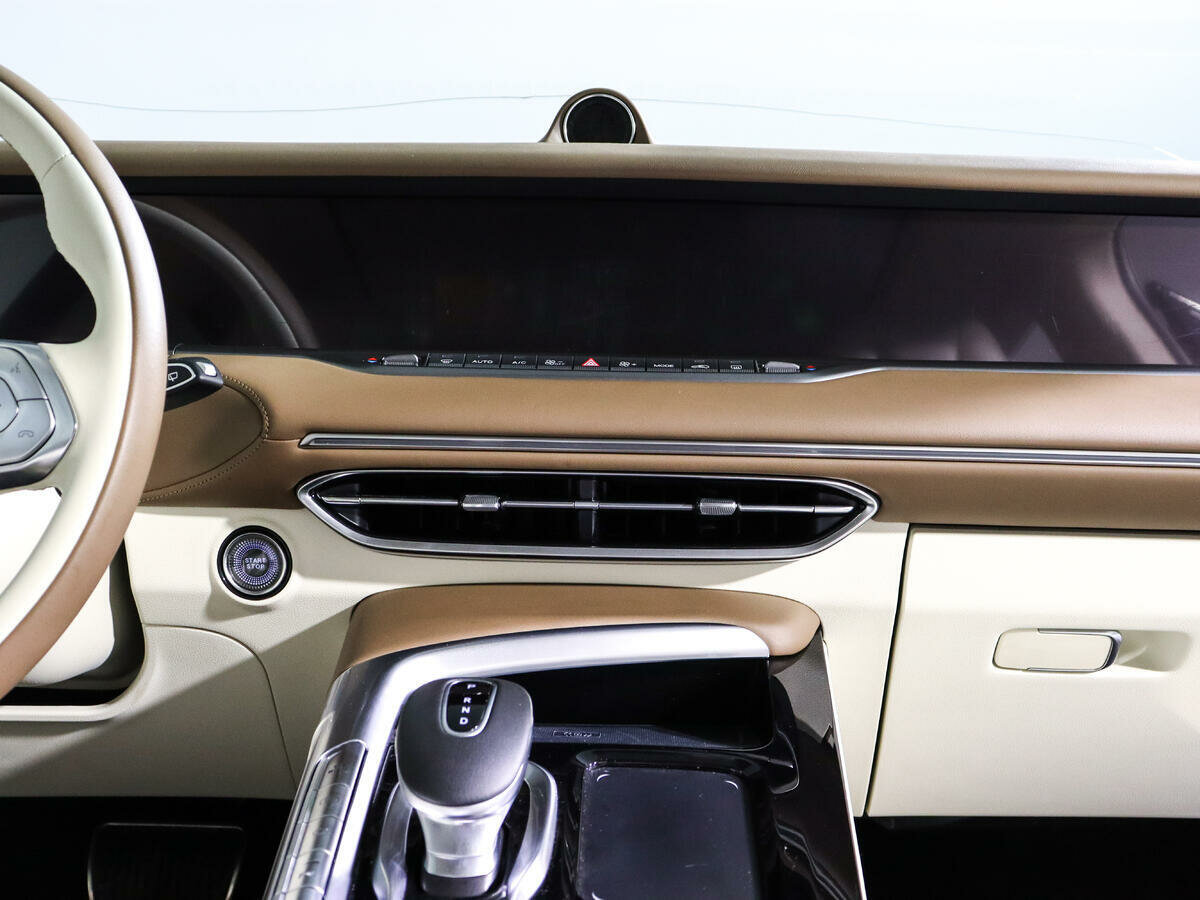 Voyah Free EVR, 2022