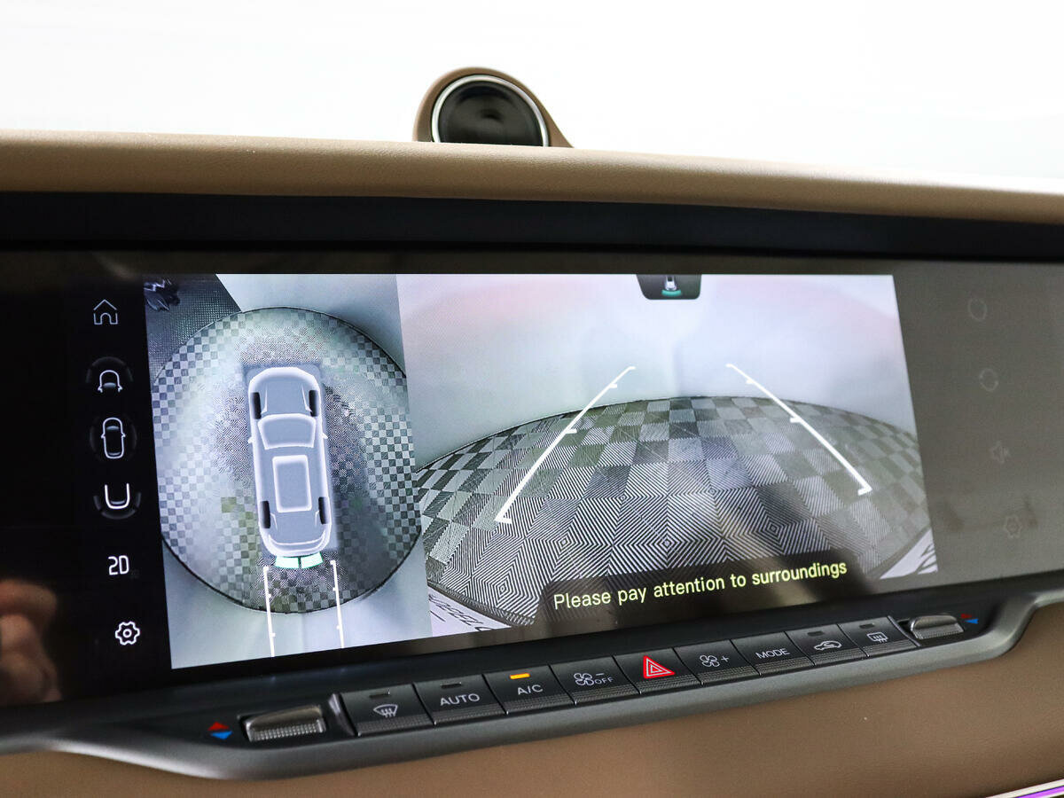 Voyah Free EVR, 2022