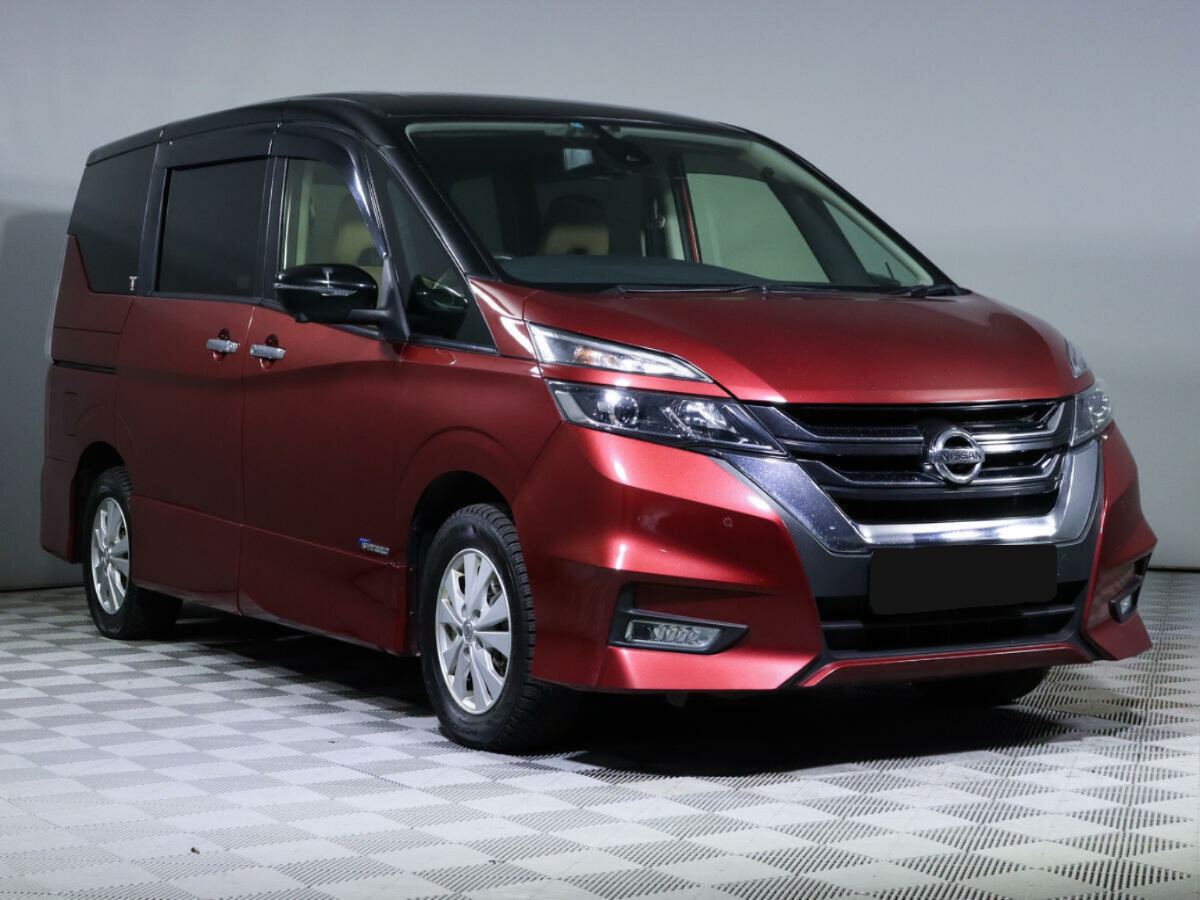 Nissan Serena S-Hybrid, 2016