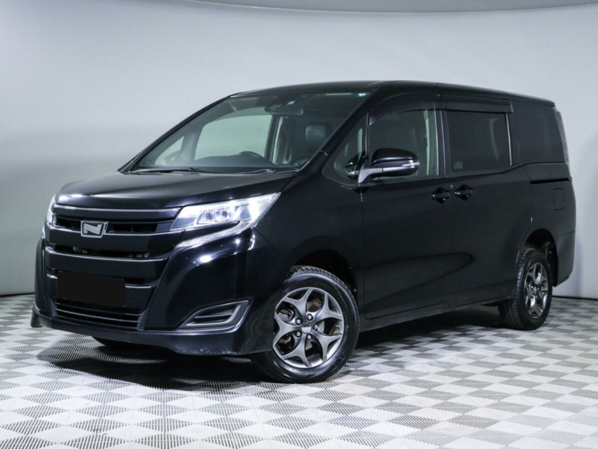 Toyota Noah, 2017