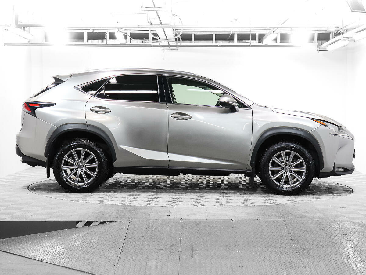 Lexus NX 200, 2015
