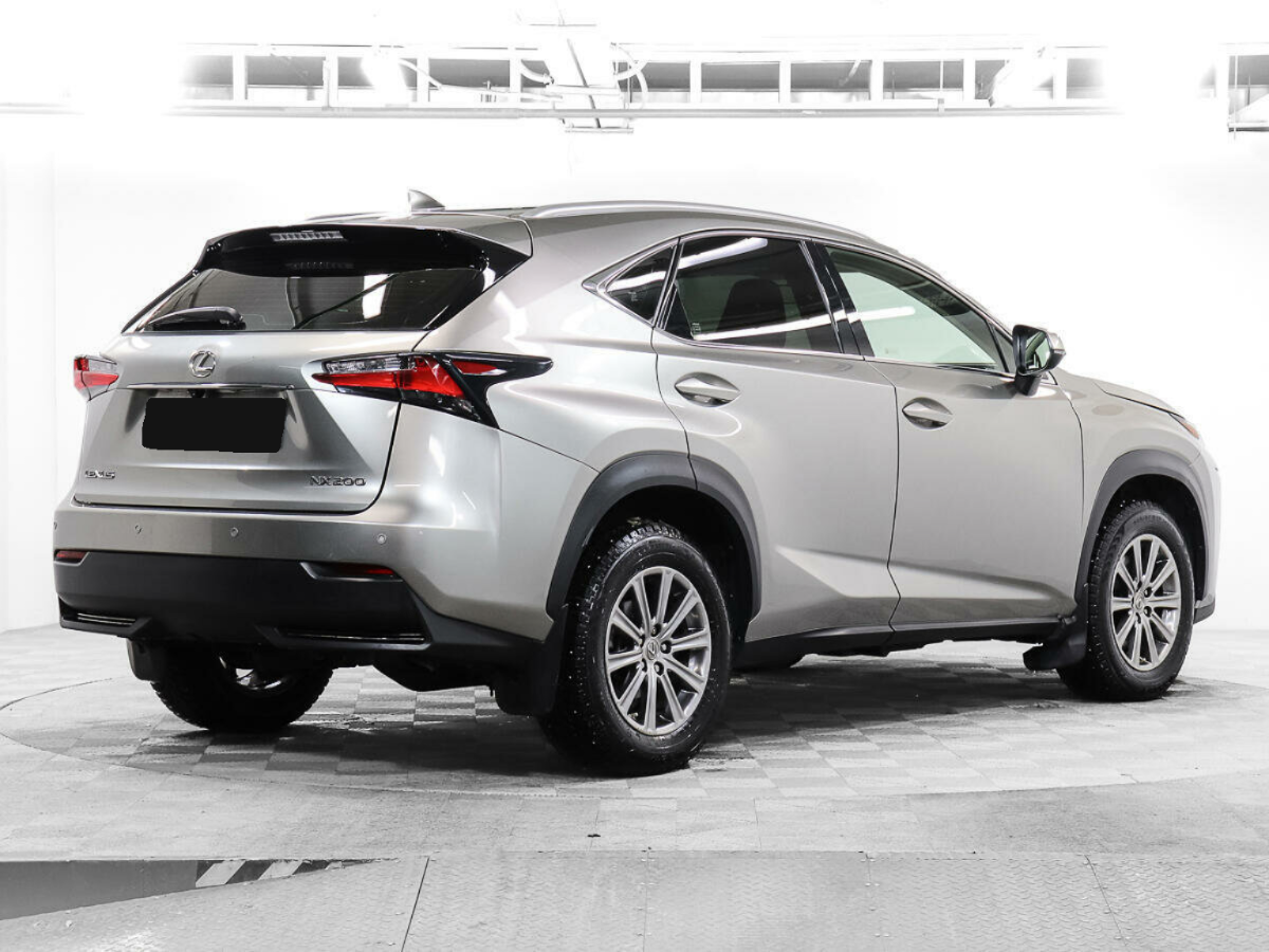 Lexus NX 200, 2015