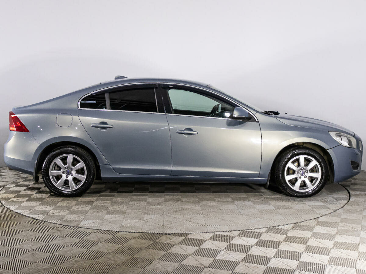 Volvo S60, 2011