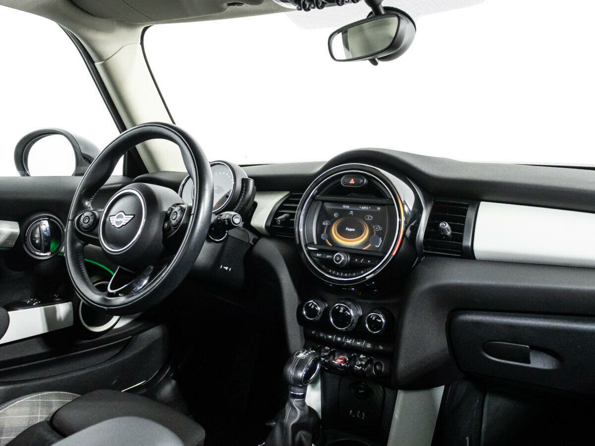 Mini Hatch Cooper, 2016