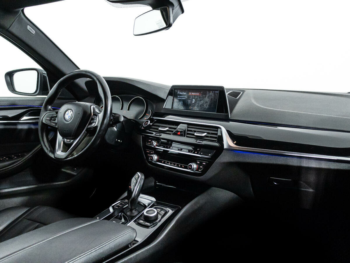 BMW 5 серии 520i, 2018