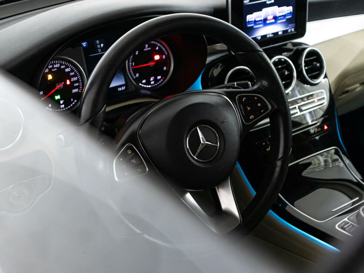 Mercedes-Benz GLC 220 d, 2016