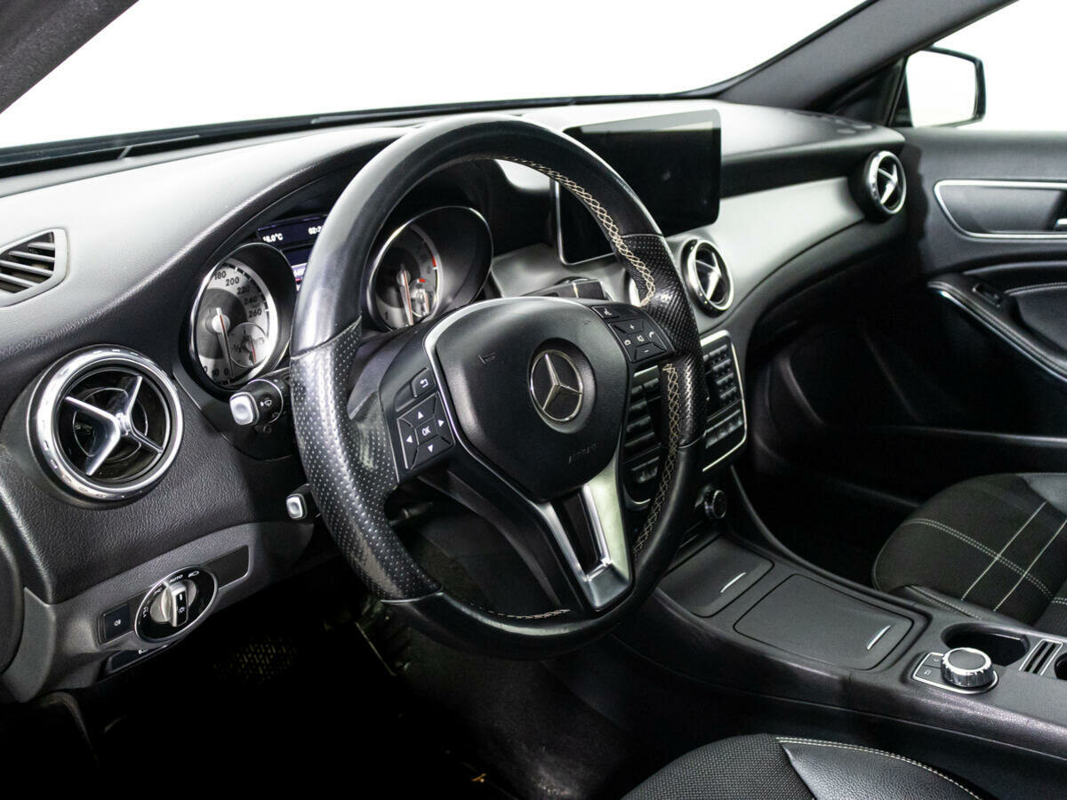Mercedes-Benz GLA 250, 2014