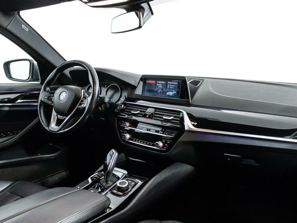 BMW 5 серии 520i, 2018