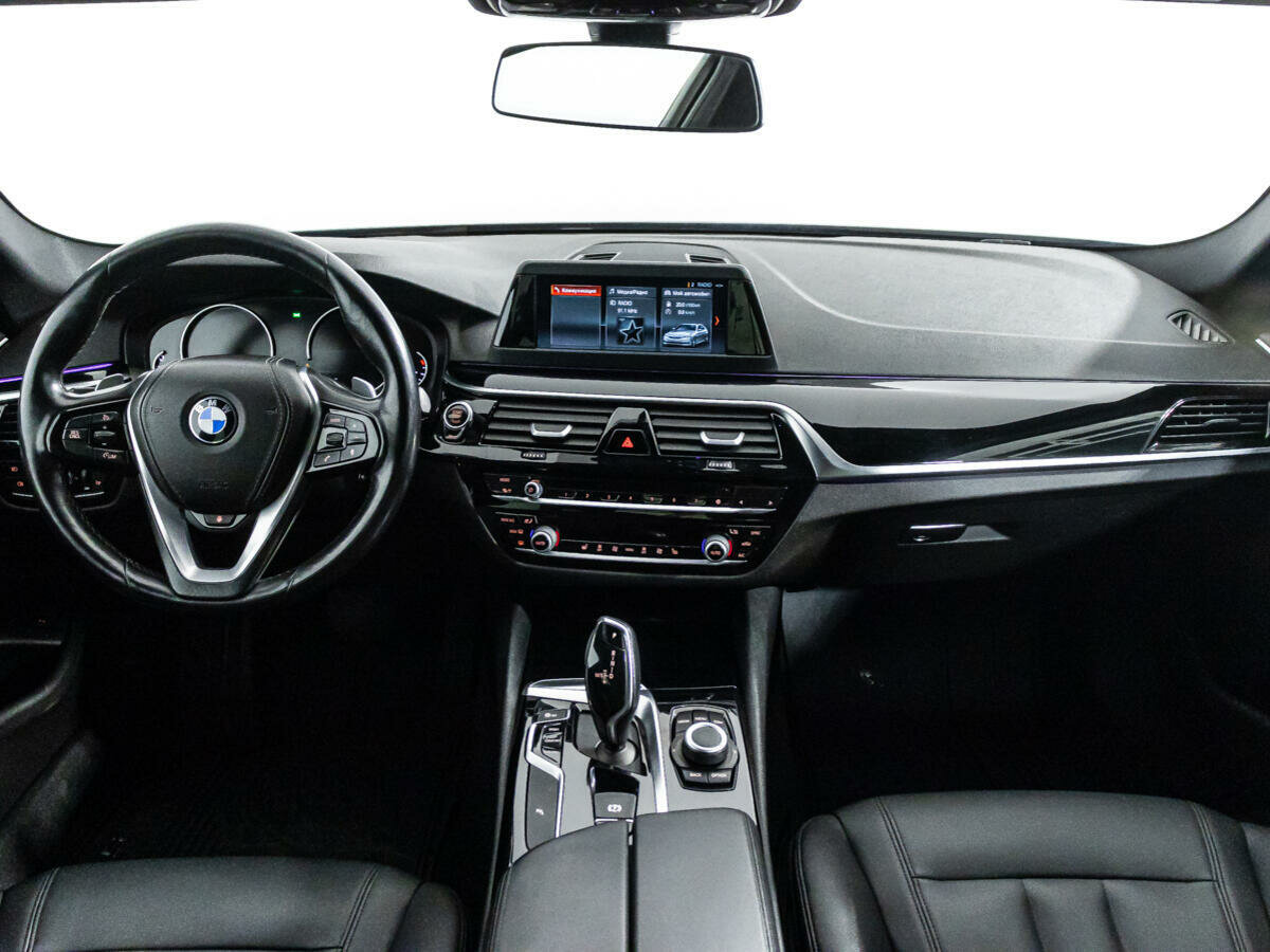 BMW 5 серии 520i, 2018