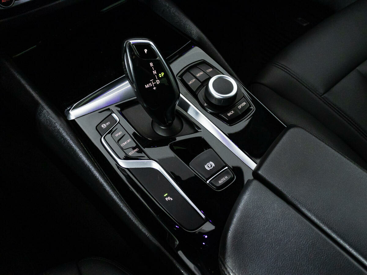 BMW 5 серии 520i, 2018