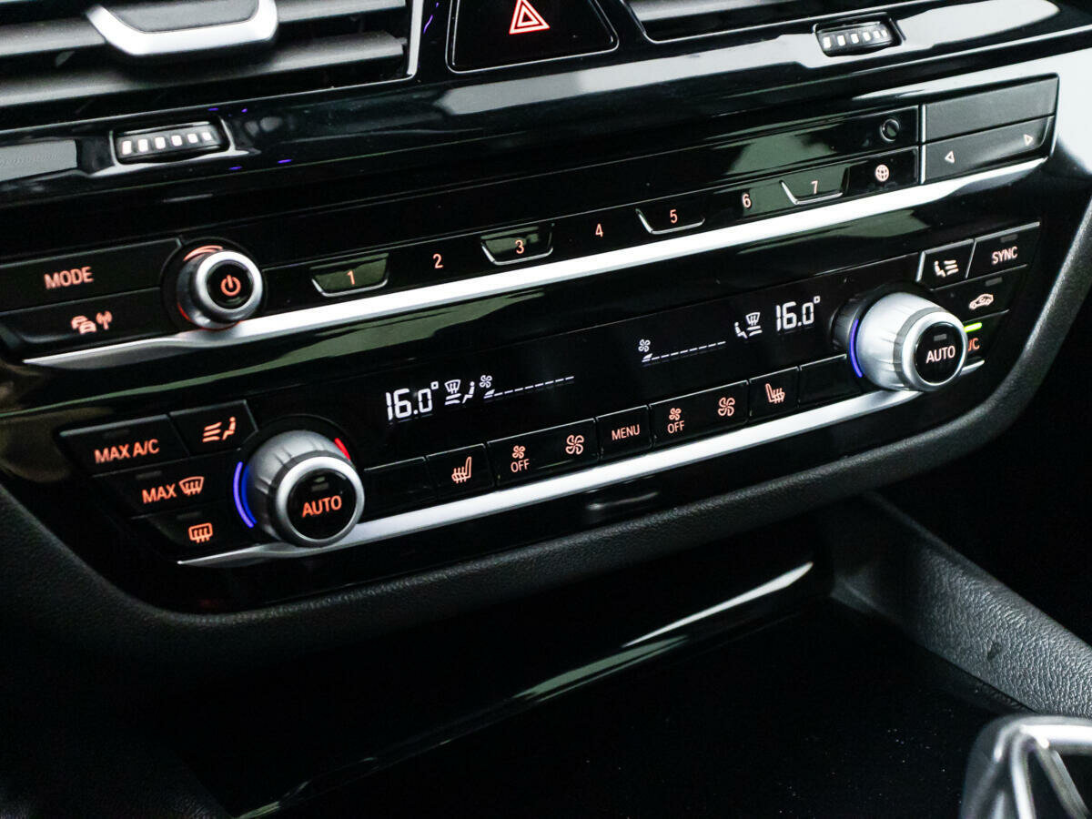 BMW 5 серии 520i, 2018