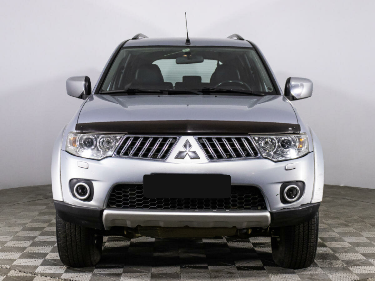Mitsubishi Pajero Sport, 2010