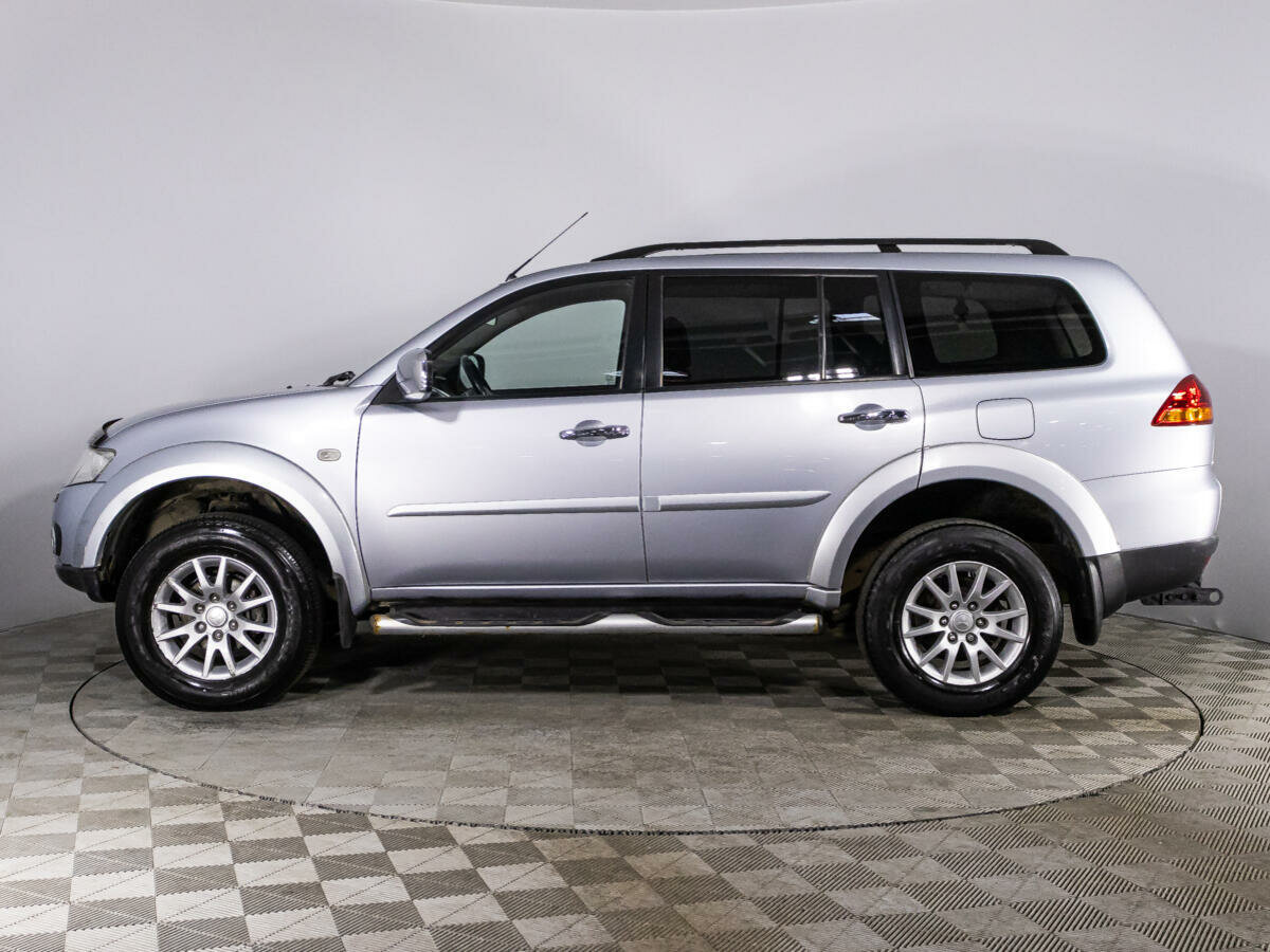 Mitsubishi Pajero Sport, 2010