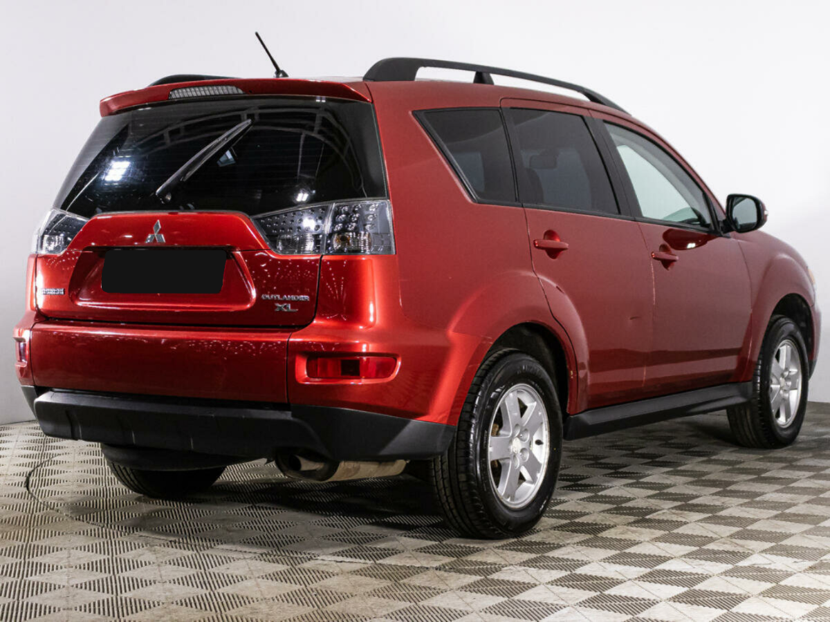 Mitsubishi Outlander, 2011